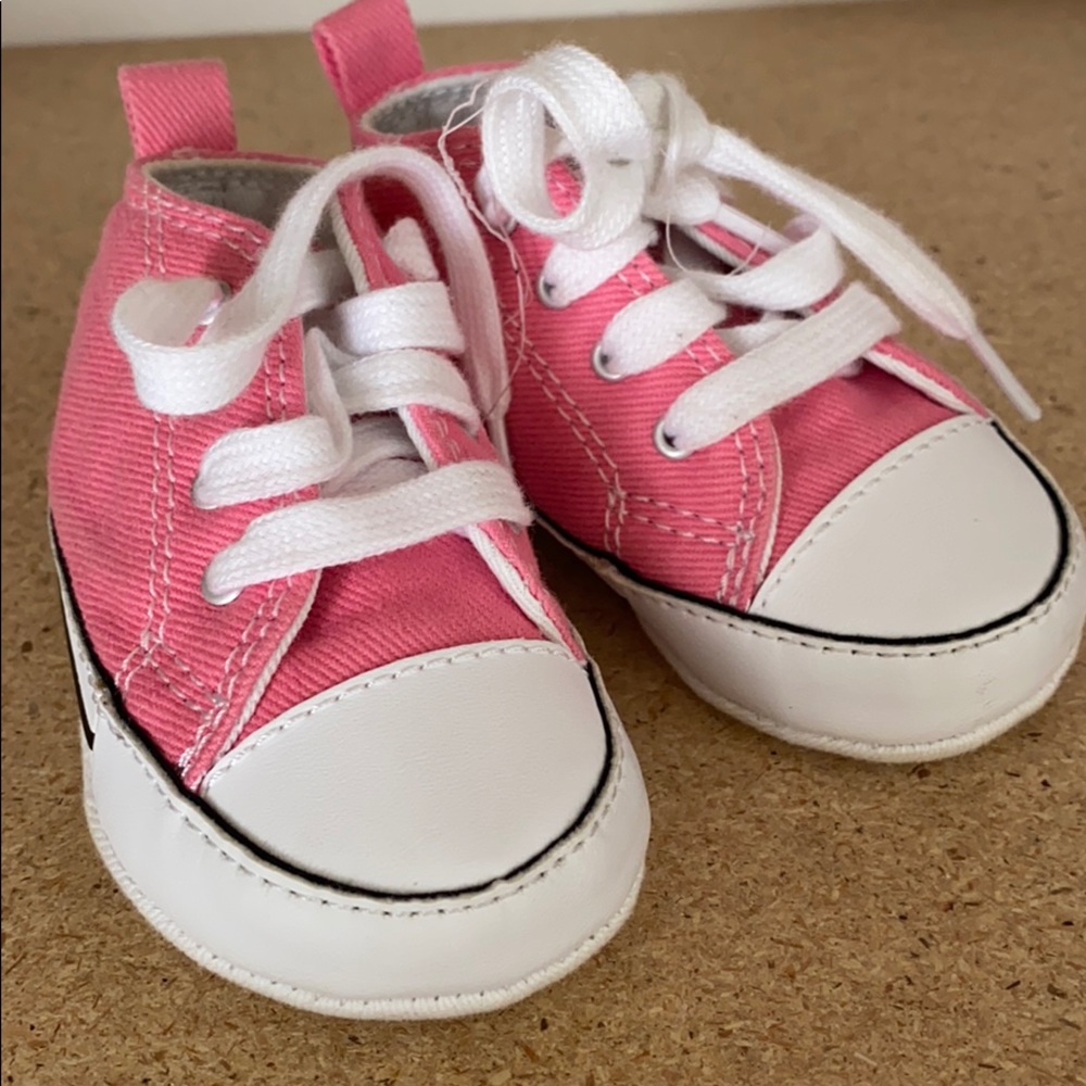 Newborn converse. Never worn.